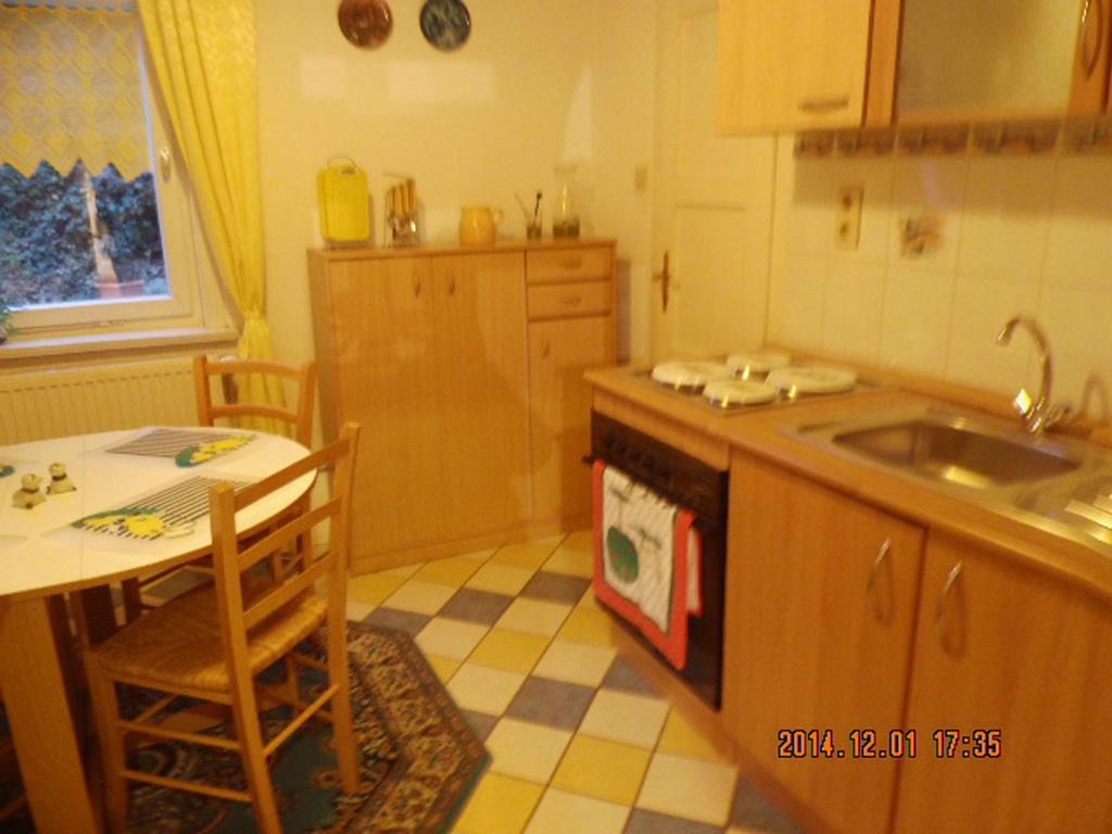 Erika'S Haus In Der Sonne Apartment Бад Грунд Екстериор снимка